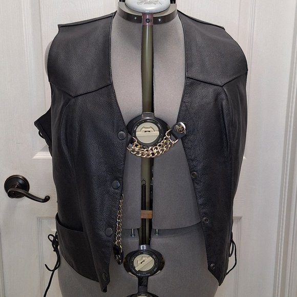 Jamin Leather Vest - Picture 8 of 12